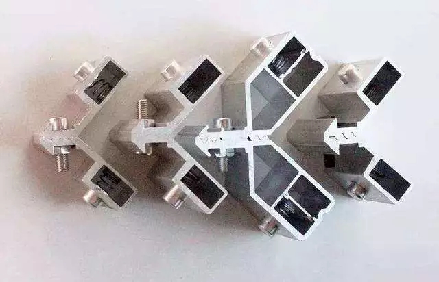 5ddf40423d5f6.jpg 640.webp.jpg